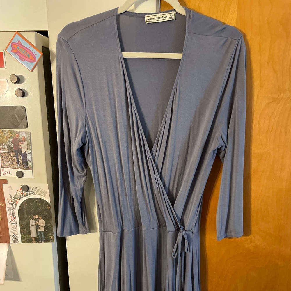 Abercrombie and Fitch blue/grey wrap dress xl